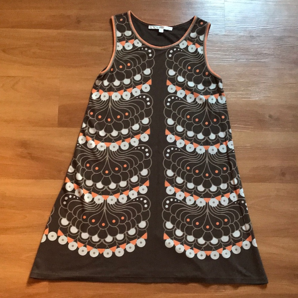 Studio M Brown Dress. Size Large.